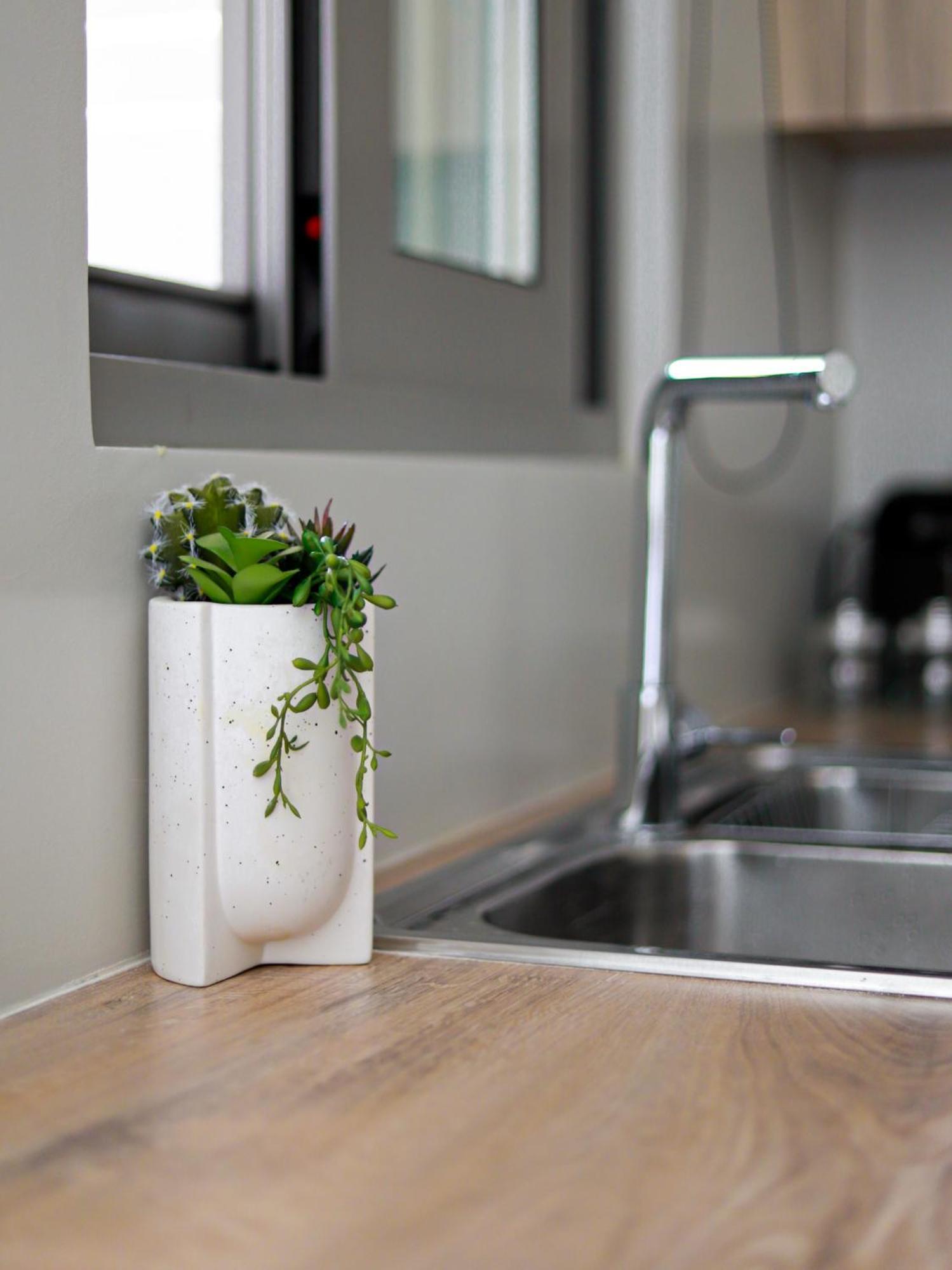 Cutie Studio Apartment In Koukaki أثينا المظهر الخارجي الصورة